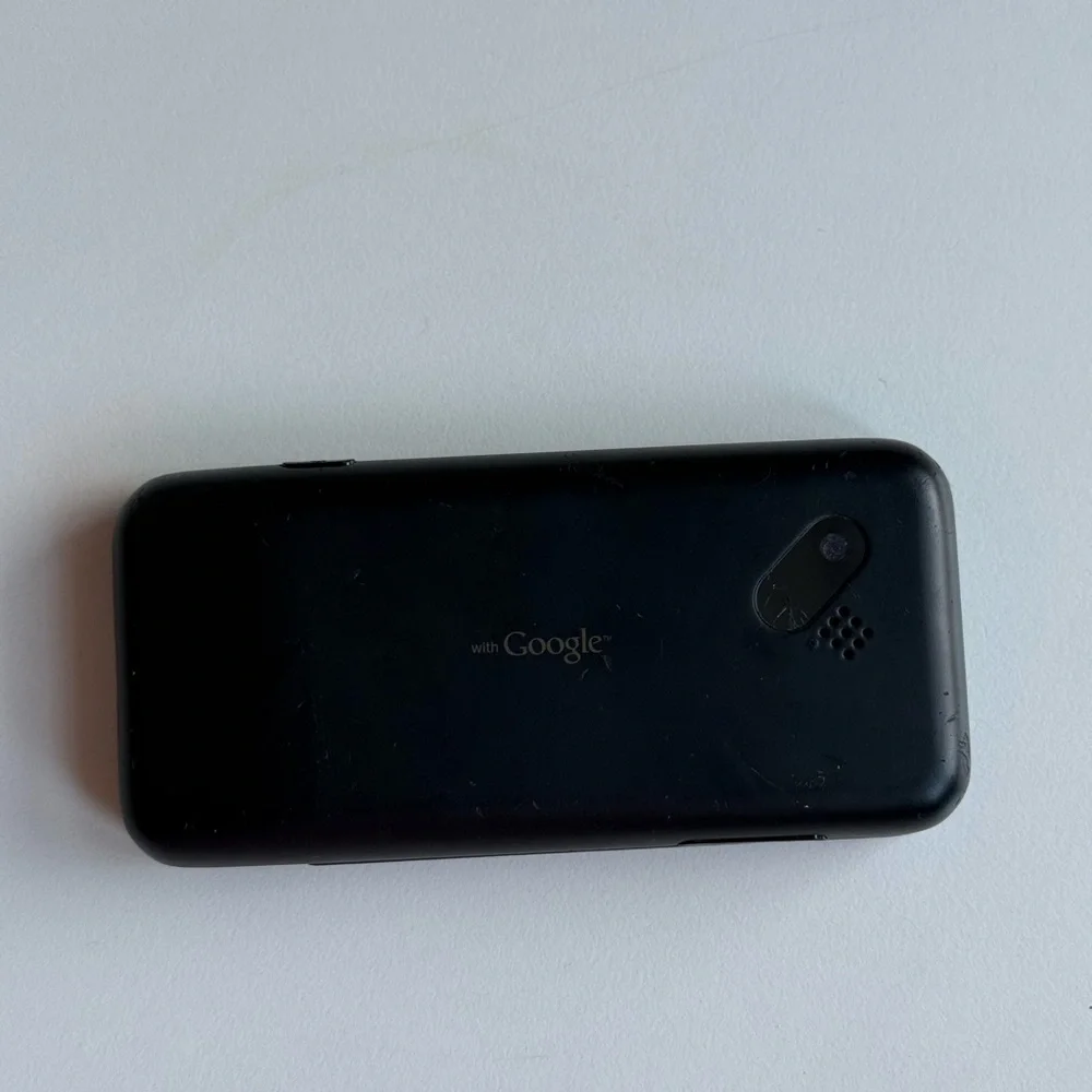 HTC Dream Google (DREA100) Black (T-Mobile) Slide-Out Keyboard Cell phone